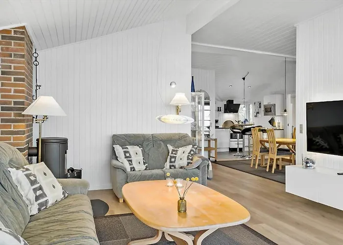 Lk1958-lokken-kettrup-bjerge-vej-78-a *